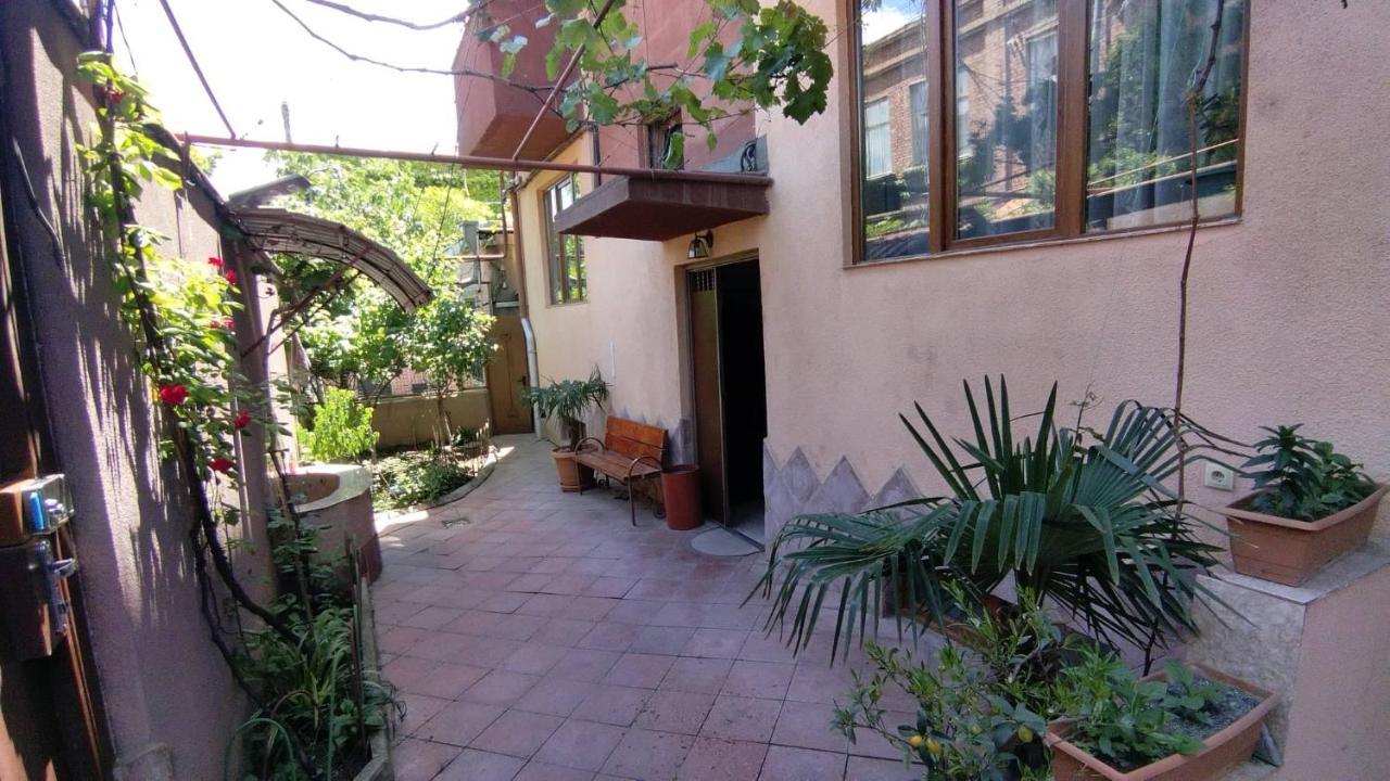 Aparthotel Otin Tbilisi Ngoại thất bức ảnh