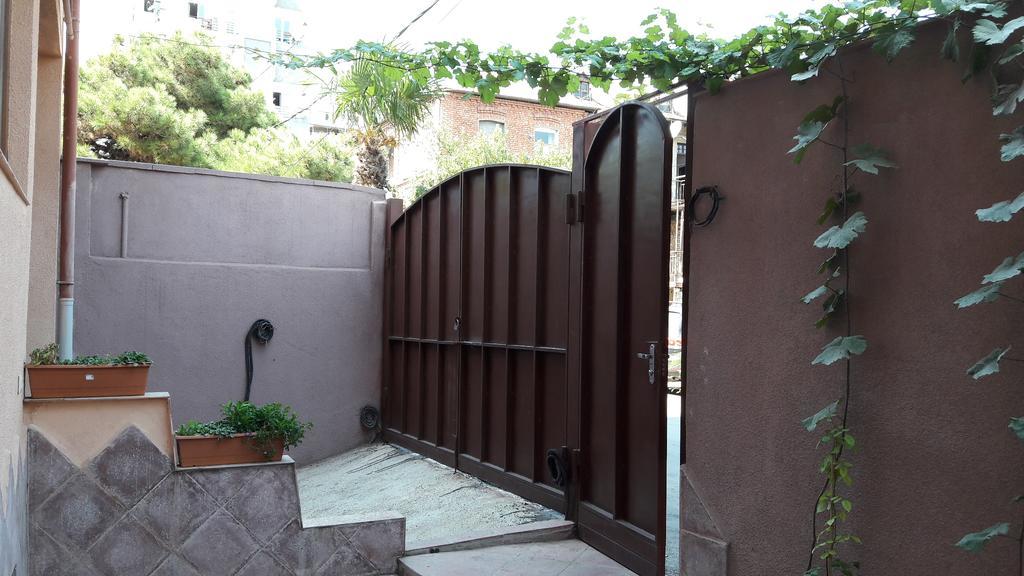 Aparthotel Otin Tbilisi Ngoại thất bức ảnh